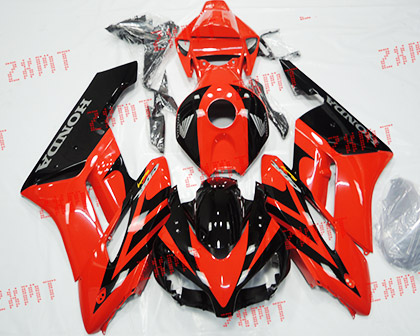 2004-2005 CBR1000RR