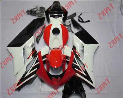 2004-2005 CBR1000RR