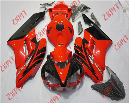 2004-2005 CBR1000RR