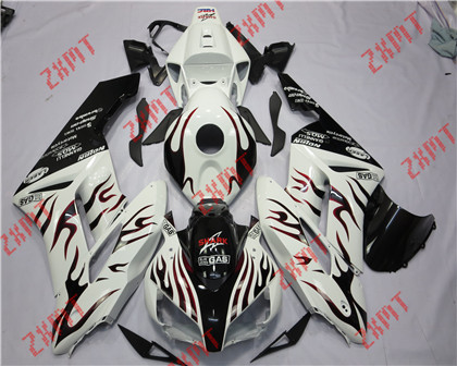2004-2005 CBR1000RR