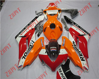 2004-2005 CBR1000RR