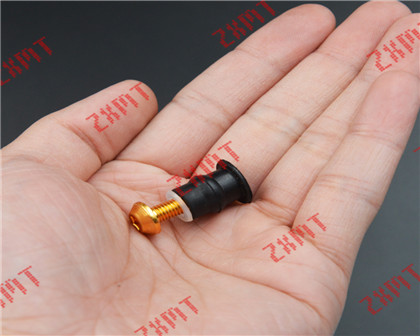 windscreen bolt kit